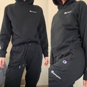 Champion Matching Set Sweatpants Cargo Joggers & Sweatshirt - Embroidered Logo